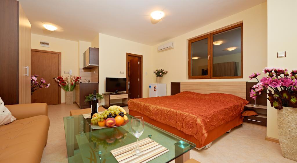 Stanny Court Aparthotel เนเซบาร์ ห้อง รูปภาพ