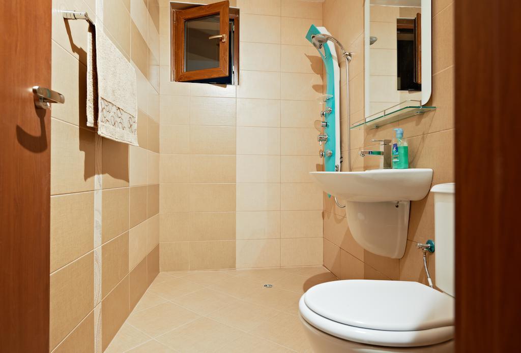 Stanny Court Aparthotel เนเซบาร์ ห้อง รูปภาพ